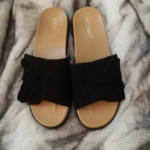 Vionic slides new mismatched sizes